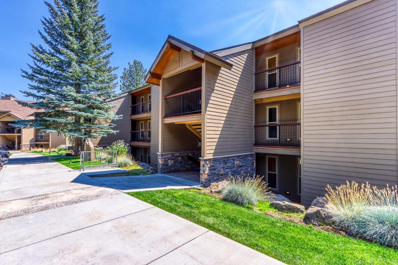Tree Retreat Apartment Bend